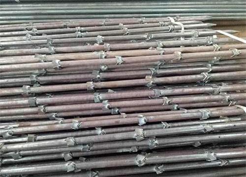 那坡隧道钢花管